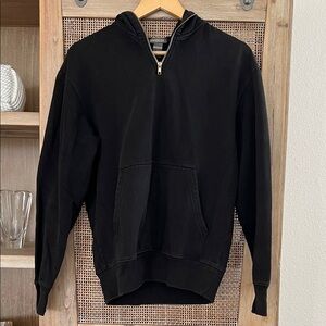 H&M Men's Black Zip-Up Sweater